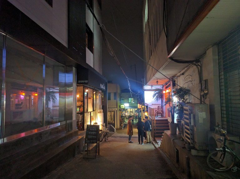 홍대 독립서점과 함께 하는 콘텐츠 여행